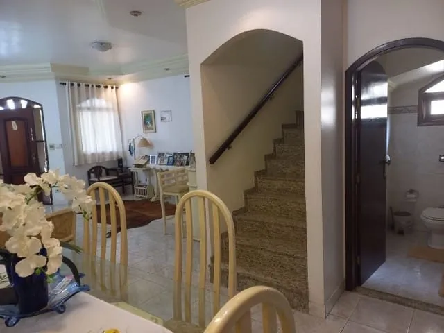 Imagem Casa à venda 4 Quartos, 1 Suite, 3 Vagas, 240M², Terra Nova, Taubaté - SP