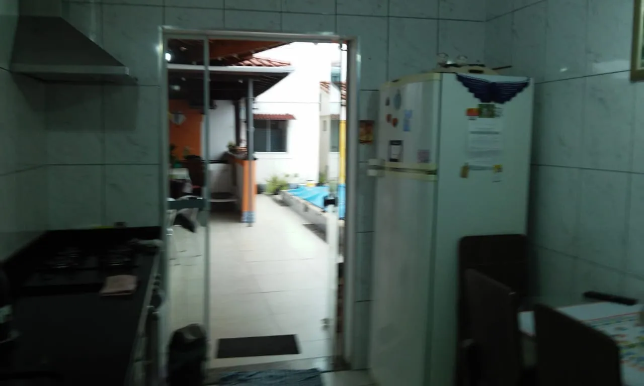 Imagem Casa à venda 4 Quartos, 2 Suites, 2 Vagas, 300M², Parque São Domingos, Pindamonhangaba - SP