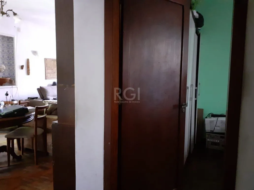 Imagem Casa para Venda - 120m², 3 dormitórios, 1 vaga - Santa Tereza