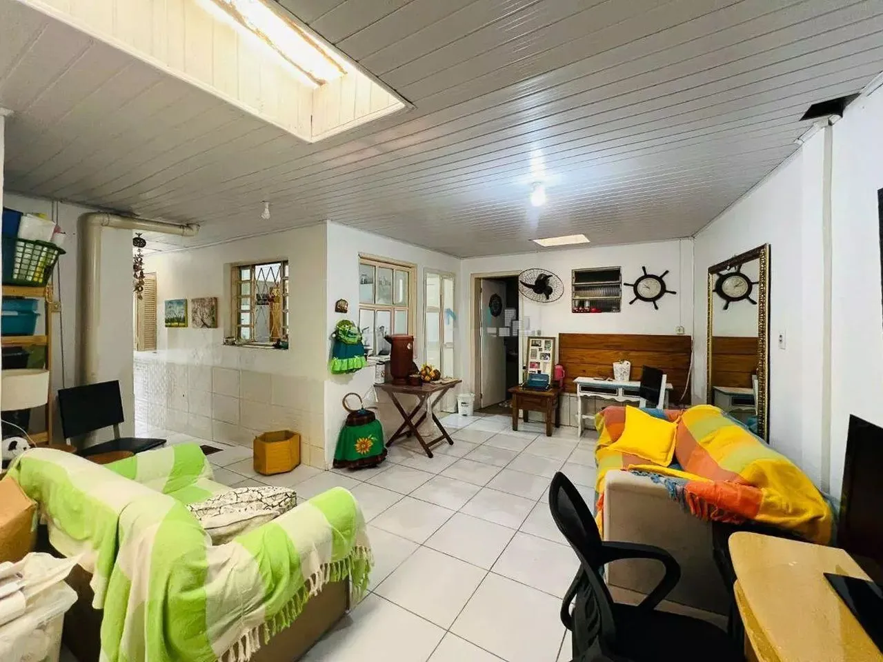 Imagem Casa com churrasqueira / Piscina