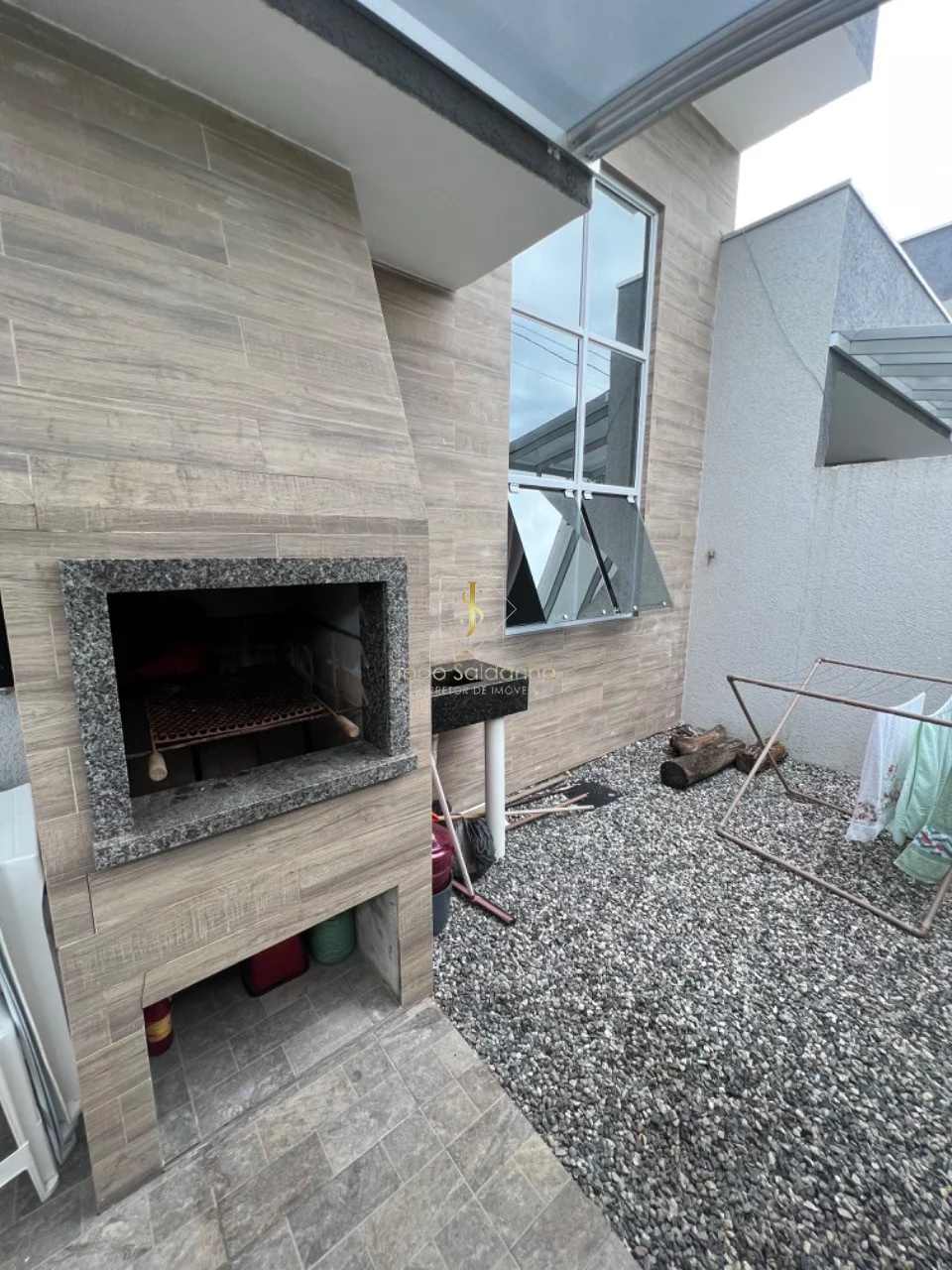 Imagem Casa para locação temporada em Guaratuba com Piscina para 8 pessoas (disponível para ano novo)