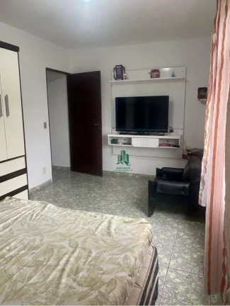 Imagem Sobrado com 6 dormitórios à venda, 257 m² por R$ 550.000,00 - Vila Carmela II - Guarulhos/SP