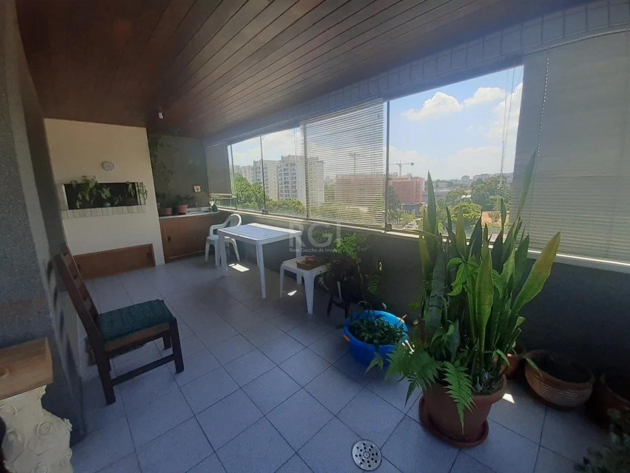 Imagem Cobertura para Venda - 281.25m², 3 dormitórios, sendo 1 suites, 2 vagas - Cristo Redentor