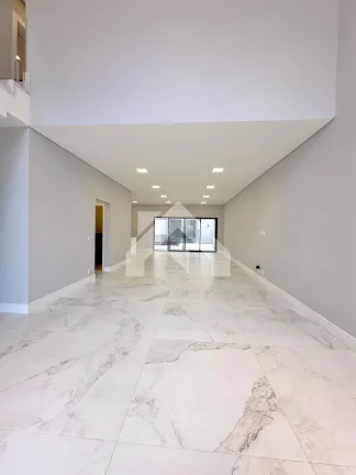 Imagem Casa de Condomínio em Alphaville - Santana de Parnaíba