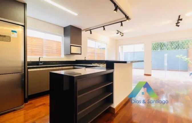 Imagem Casa com 3 dormitórios à venda no Morumbi - São Paulo/SP