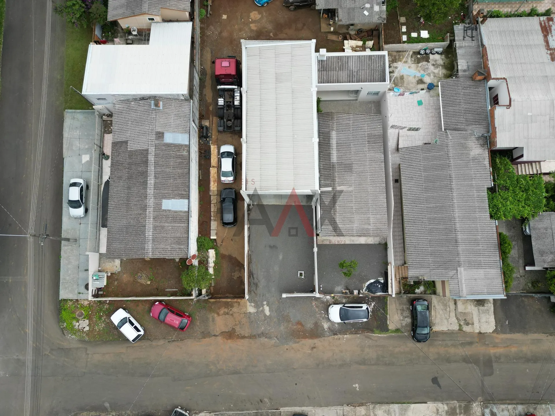 Imagem Barracão na SANTANA próximo Paróquia da Sant Ana GUARAPUAVA - PR