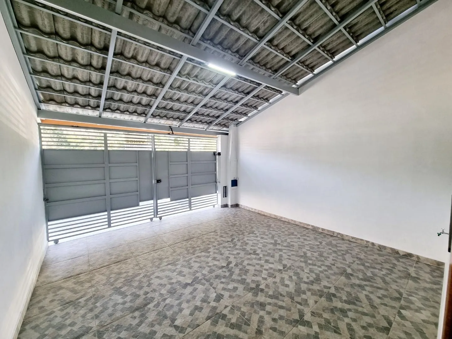 Imagem Casa à venda 3 Quartos, 1 Suite, 2 Vagas, Crispim, Pindamonhangaba - SP