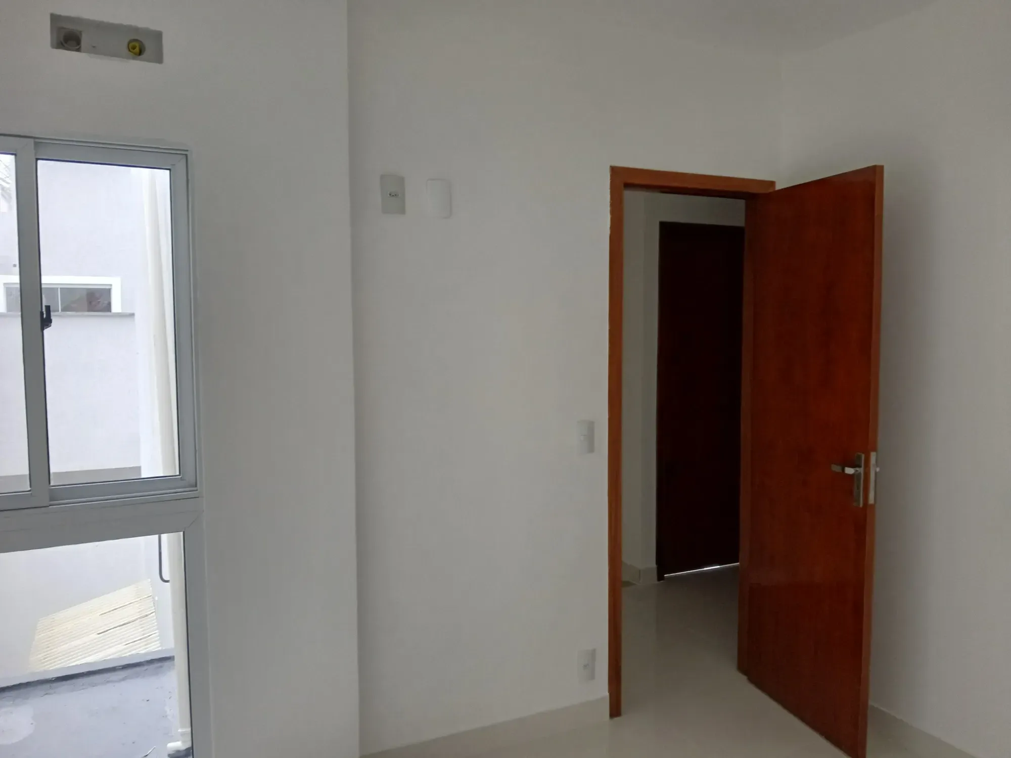 Imagem Casa de Vila com 3 Quartos à Venda, 105 m² em Itaipu - Niterói