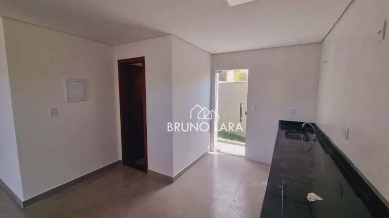 Imagem Casa à venda em Betim/MG - Bairro Guarujá Manosões
