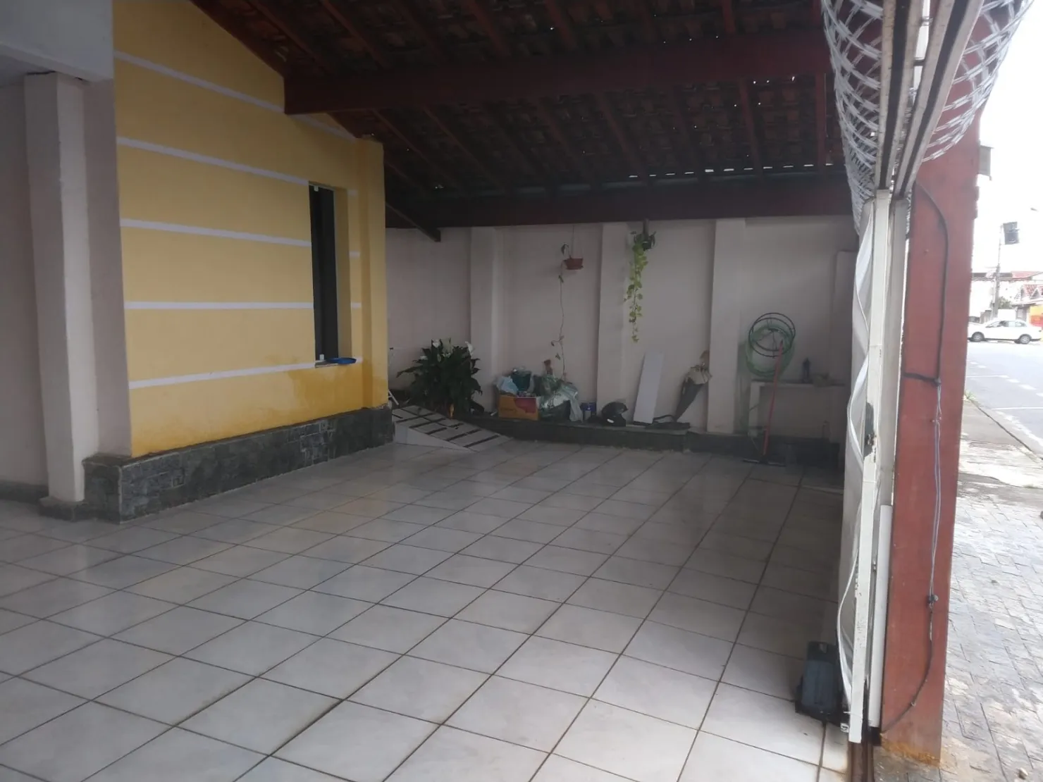 Imagem Casa à venda 5 Quartos, 3 Suites, 5 Vagas, 300M², São Benedito, Pindamonhangaba - SP
