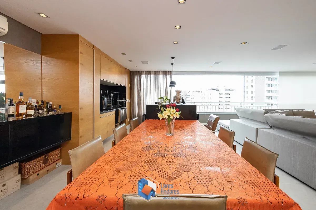 Imagem Apartamento para venda em Saúde com 4 quartos, sendo 2 suítes, 160m²