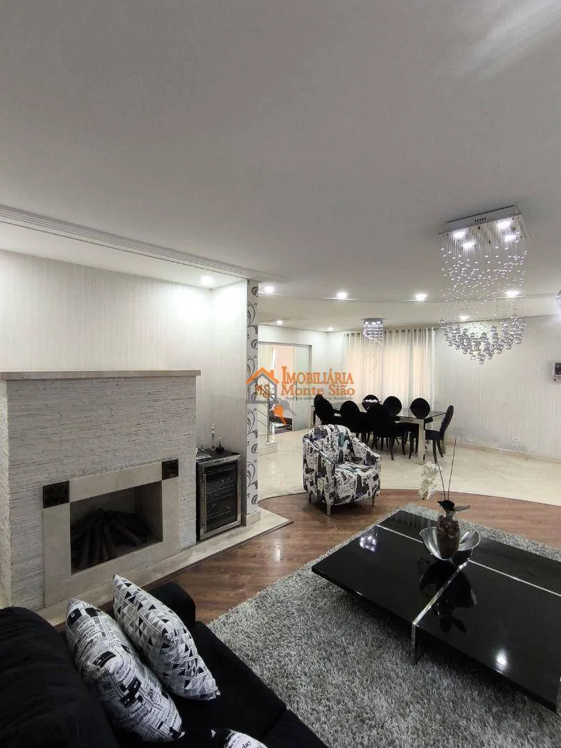 Imagem Sobrado com 3 dormitórios à venda, 430 m² por R$ 2.500.000,00 - Jardim Maia - Guarulhos/SP