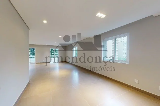 Imagem Apartamento reformado, com 295 m2 3 dormts, 1 suite, 1 vaga ao lado shopping