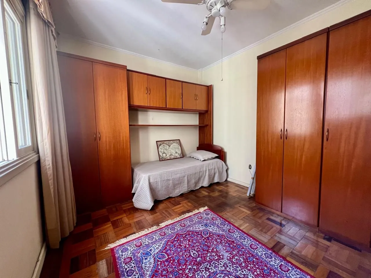 Imagem Apartamento 3 dormitórios com 80m2 no bairro Floresta.
