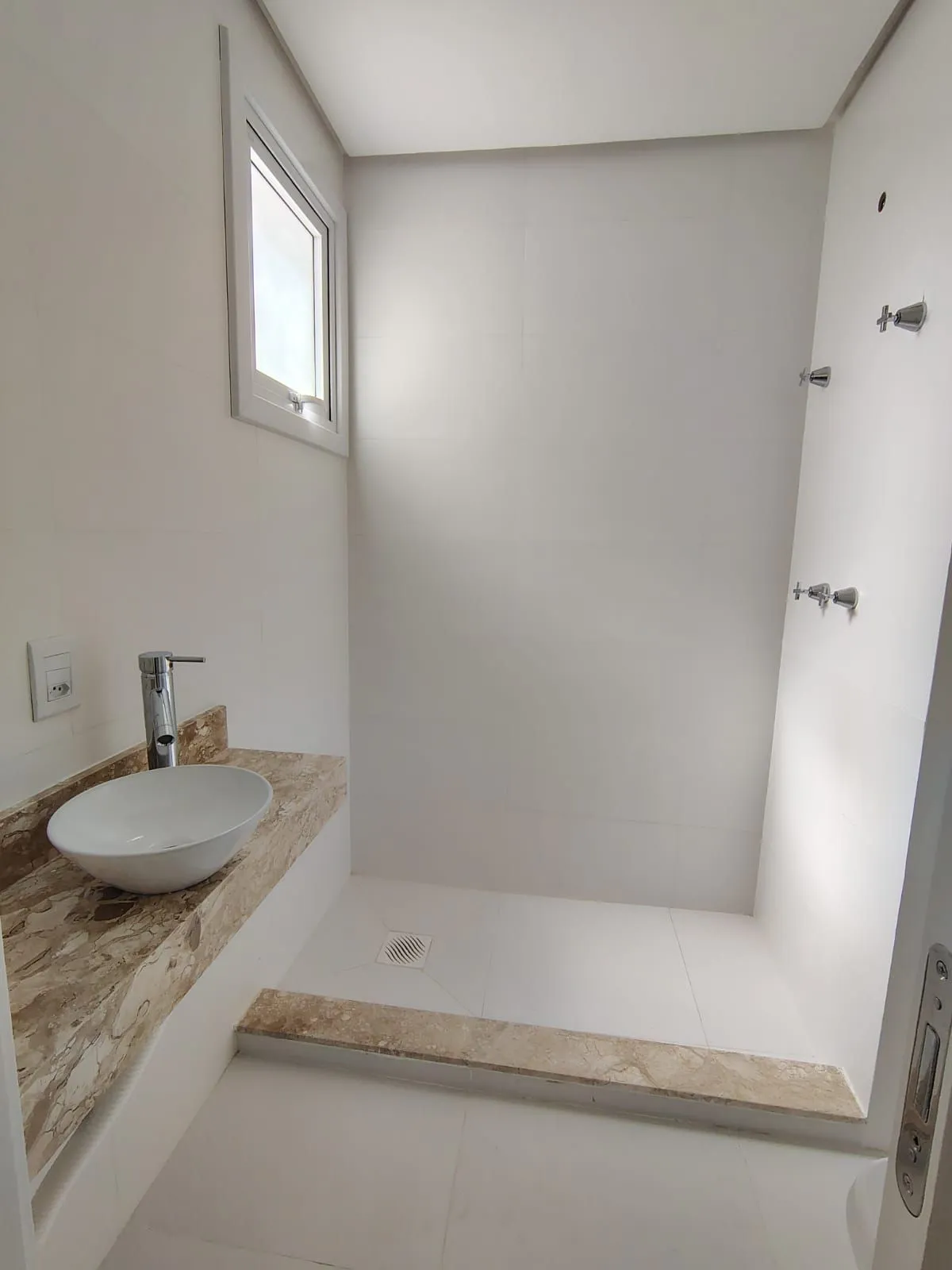 Imagem Apartamento Garden de 2 dormitórios, 1 suíte e 2 vagas de garagem.
