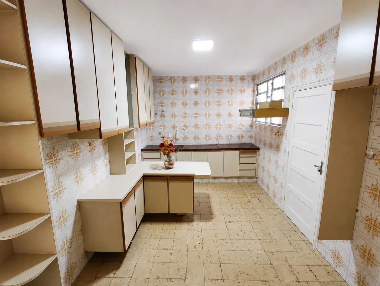 Imagem Casa com 3 Quartos à Venda, 127 m² em Encruzilhada - Santos