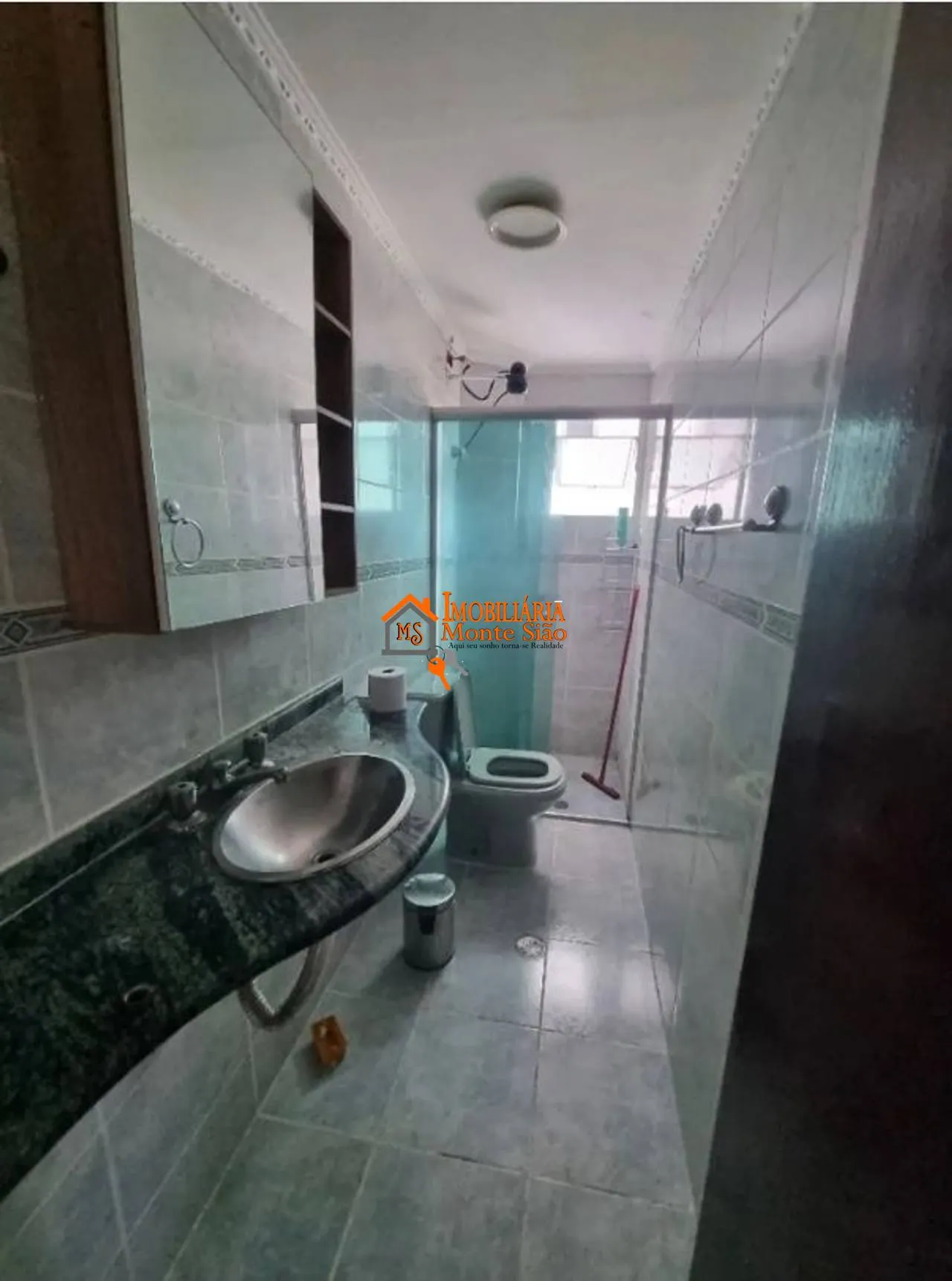 Imagem Apartamento com 2 dormitórios à venda, 52 m² por R$ 223.000,00 - Centro - Guarulhos/SP