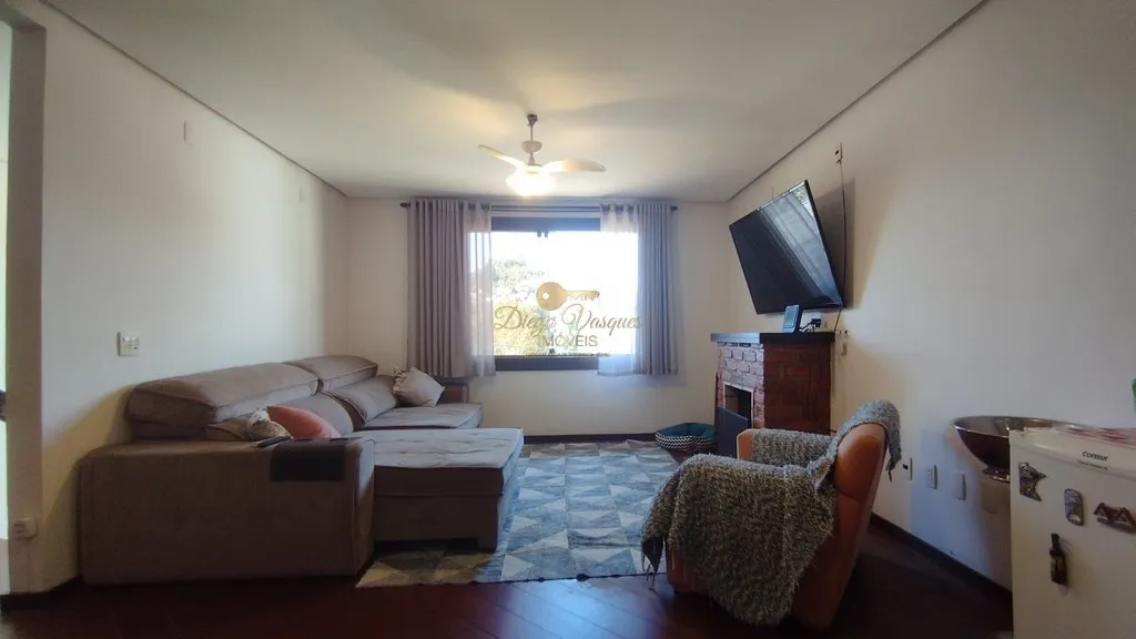Imagem Casa em Condomínio para Venda em Teresópolis / RJ no bairro Várzea