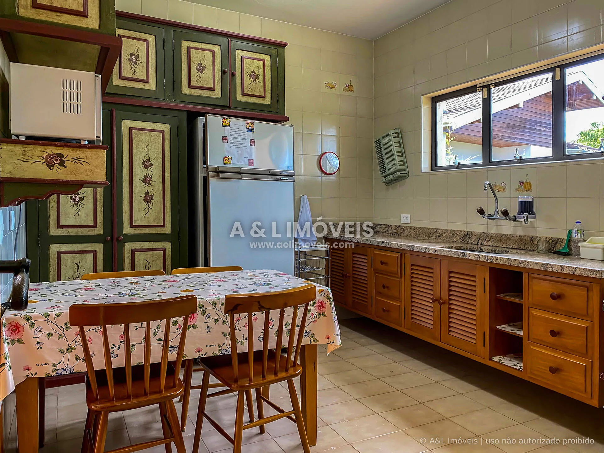 Imagem Casa em Campos do Jordão | 3.200 m², Caseiro e Pronta para Uso