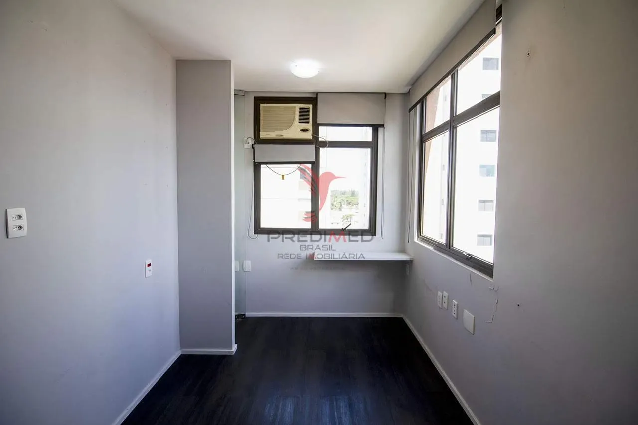 Imagem Sala Comercial Reformada | 40 m² | 1 Vaga | Próxima ao Consulado Americano | Chácara Santo