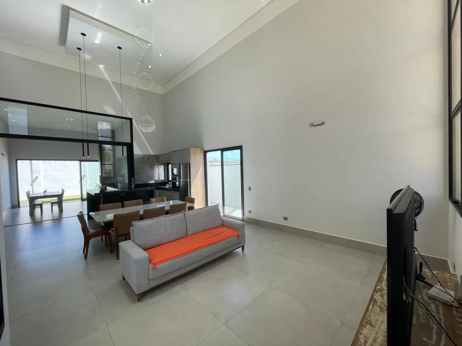 Imagem Casa à venda 3 Quartos, 1 Suite, 2 Vagas, 400M², Quiririm, Taubaté - SP | Residencial Green Park