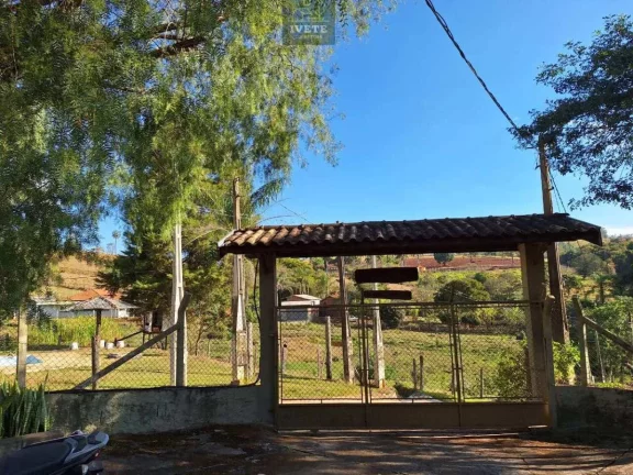 Imagem Chácara à Venda no Bairro Tanque – Águas de Lindóia/SP