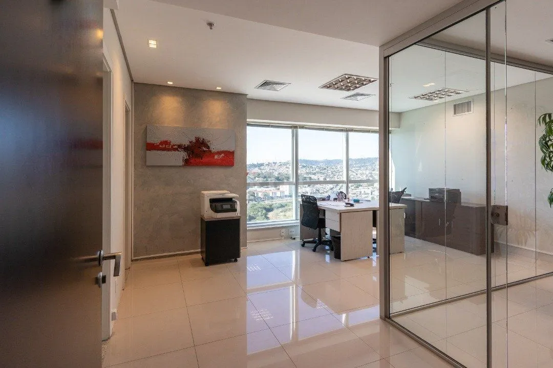 Imagem Conjunto/Sala para Venda - 210m², 0 dormitórios, 5 vagas - Cristal