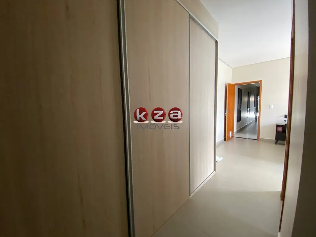 Imagem Magnífica Casa à Venda e Permuta em Valinhos-SP, Condomínio Vila do Sol: 3 Suítes, 3 Salas, 4 Vagas, 206 m²!
