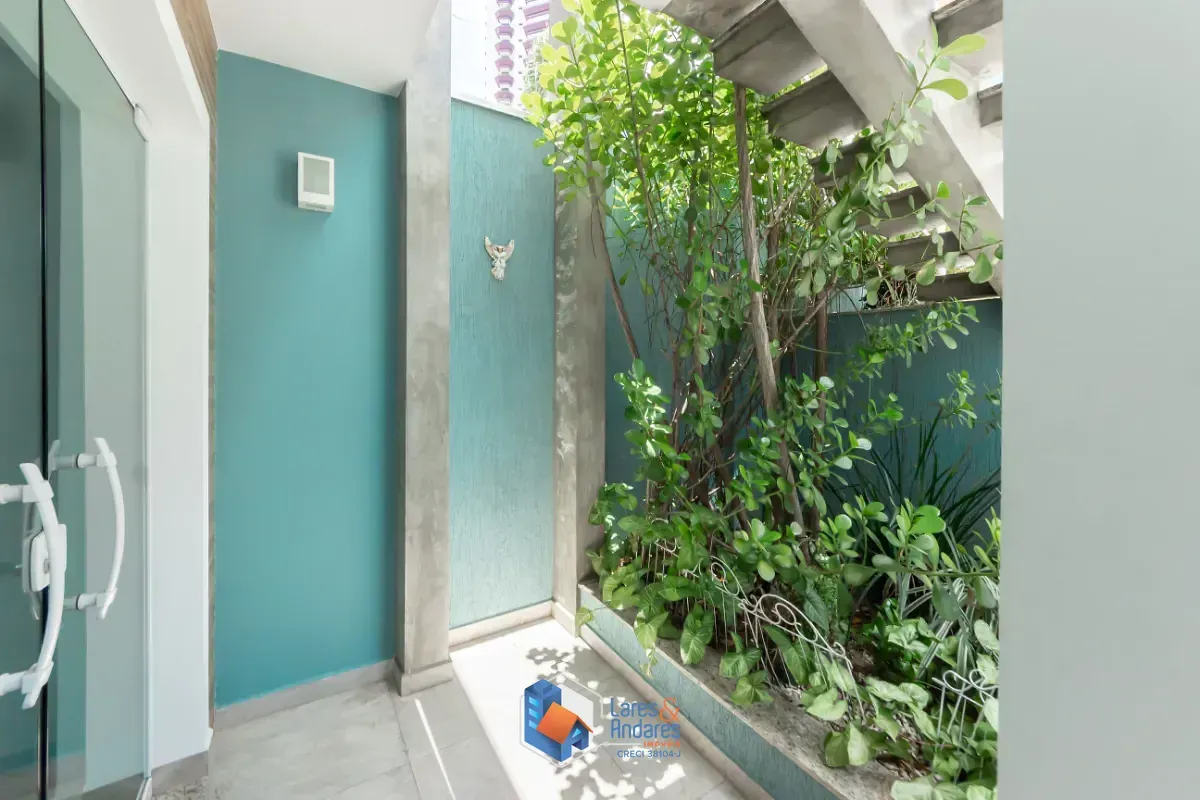 Imagem Casa para venda em Água Fria com 3 quartos, sendo 2 suítes, 219m²
