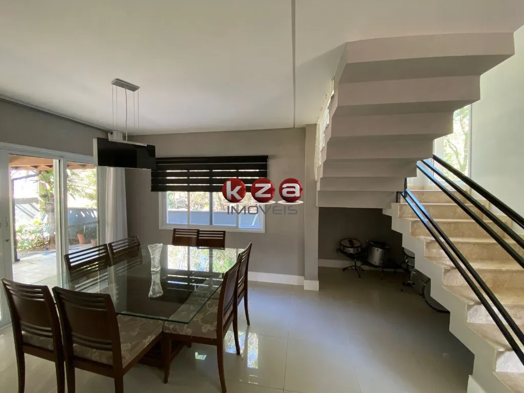 Imagem Imperdível Casa de Luxo a venda no Condomínio Villagio Capriccio em Louveira- 3 Suítes, 3 Salas, 5 Banheiros, 4 Vagas e piscina - 277m².