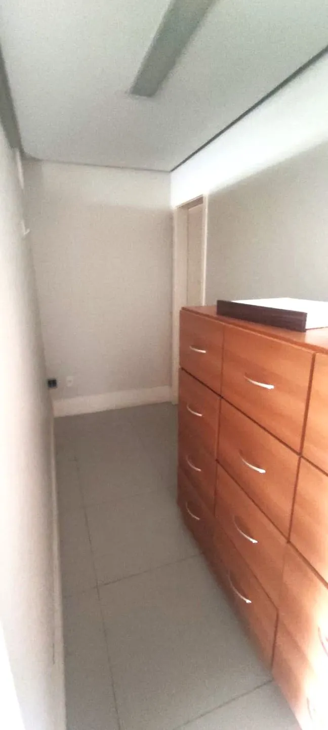 Imagem Sala comercial à venda em Porto Alegre, Rio Branco, 40.5m2