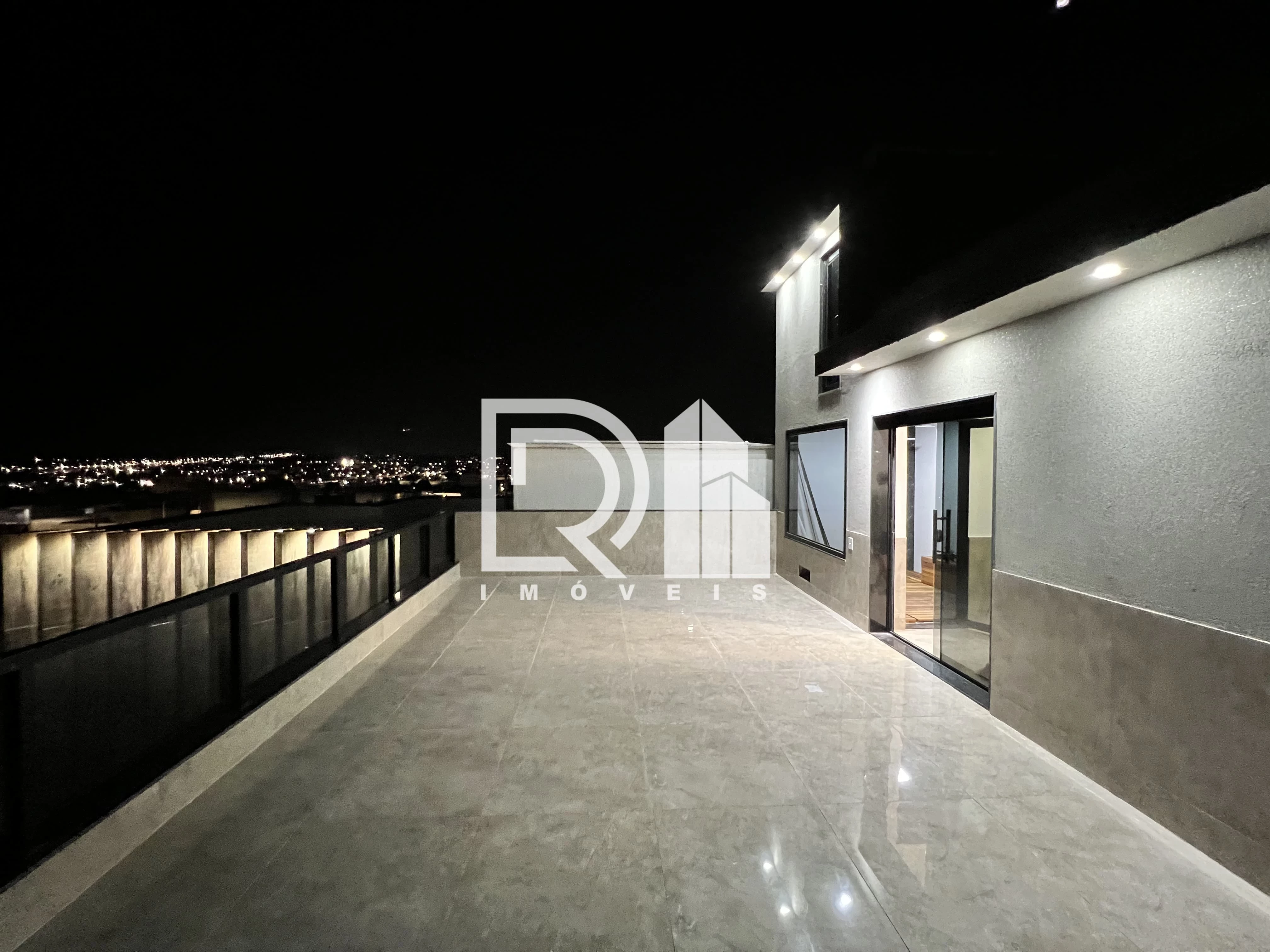 Imagem Casa com 3 Quartos à Venda, 380 m² em Guará II - Brasília