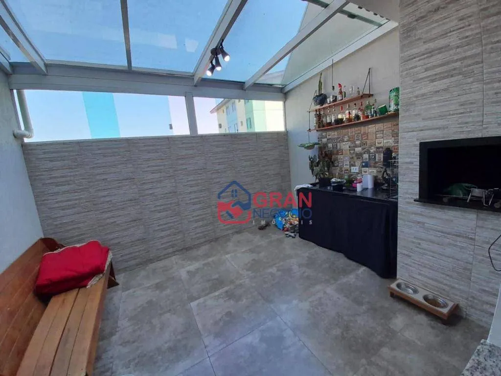 Imagem Casa com 2 dormitórios à venda - Sítio Cercado - Curitiba/PR