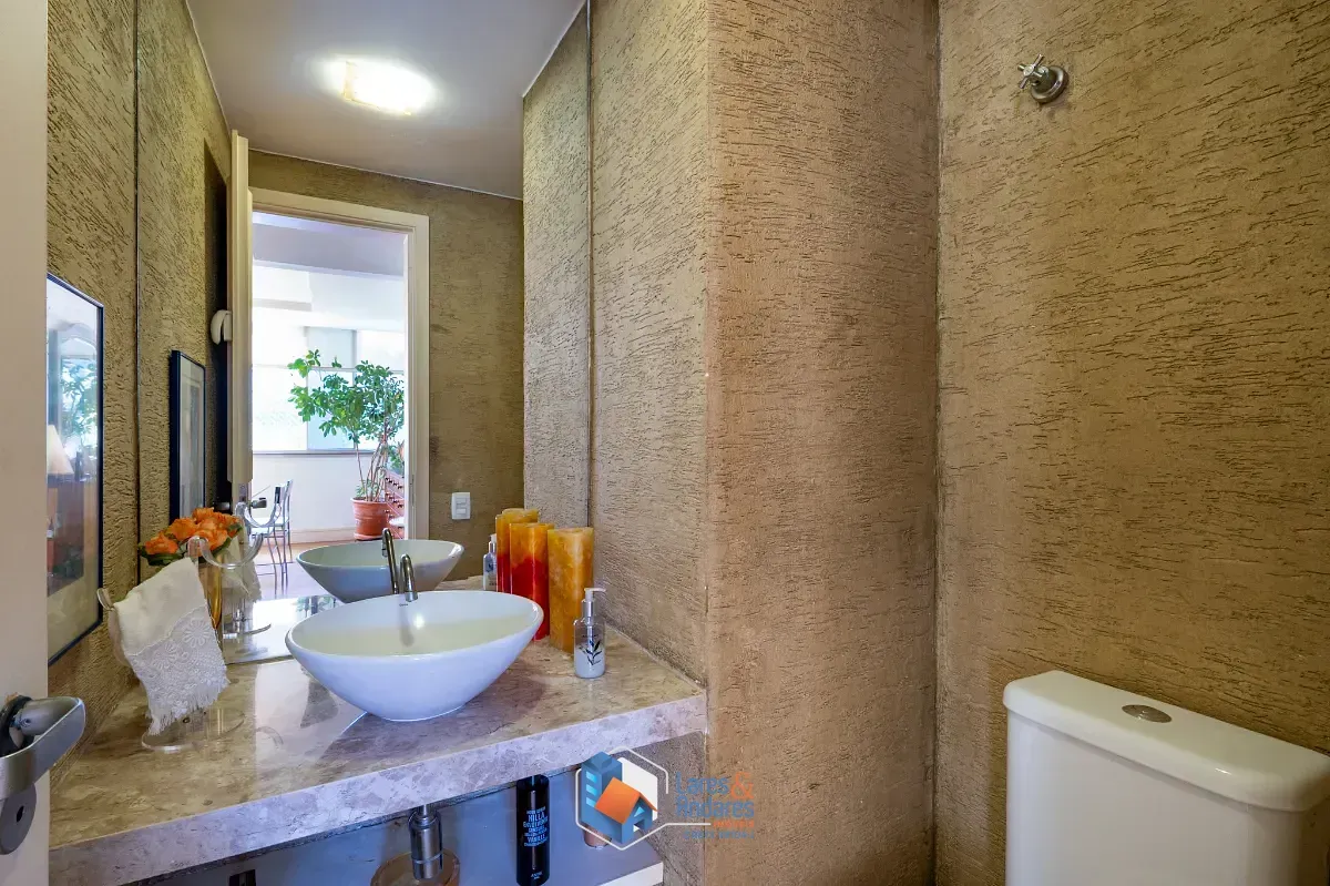 Imagem Apartamento para venda em Vila Suzana com 3 quartos, sendo 1 suíte, 140m²