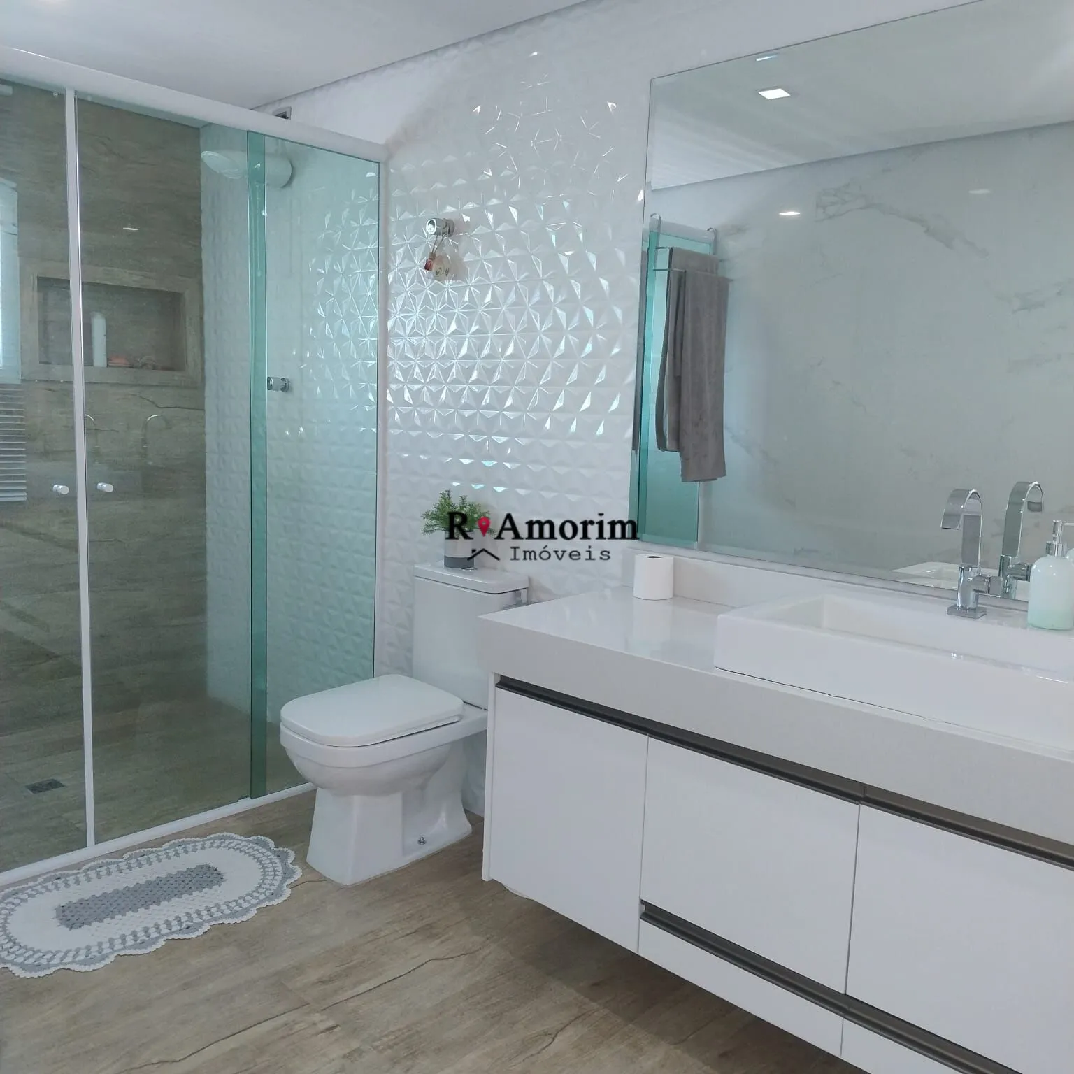 Imagem Casa com ótima localização e acabamento Premiun, a venda em Barueri/SP