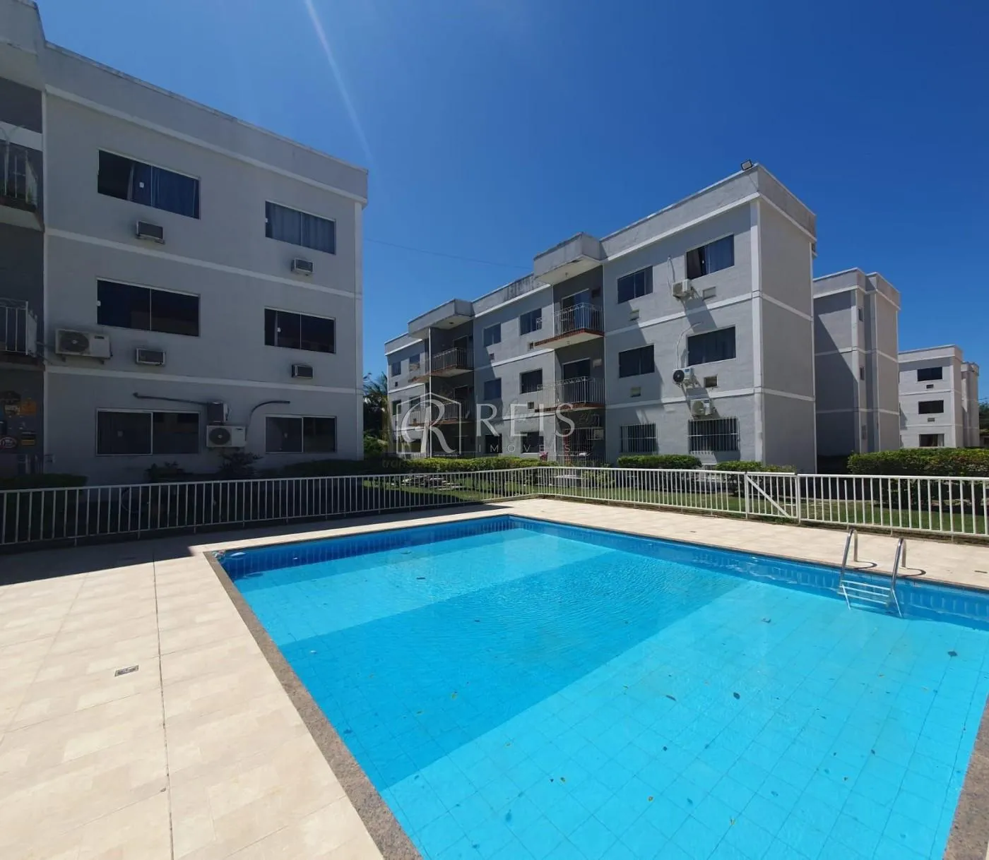 Foto do imóvel Apartamento para Venda em Rio das Ostras, Chácara Mariléa, 2 dormitórios, 1 banheiro, 1 vaga em Rua Bom Jardim, 501 - Chácara Mariléa, Rio das Ostras - RJ