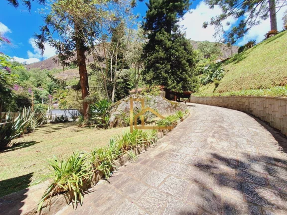 Imagem Casa com 3 dormitórios à venda, 175 m² - Parque do Imbui - Teresópolis/RJ