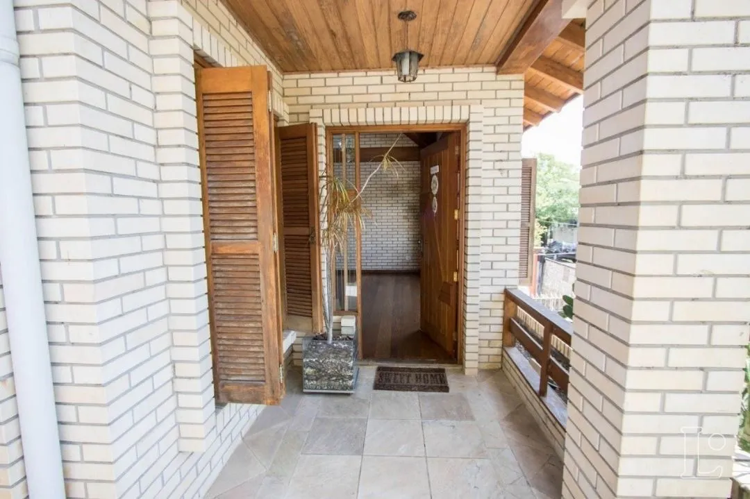 Imagem Sobrado à venda com 3 quartos, 1 suite, 4 vagas de garagem - Vila Conceição