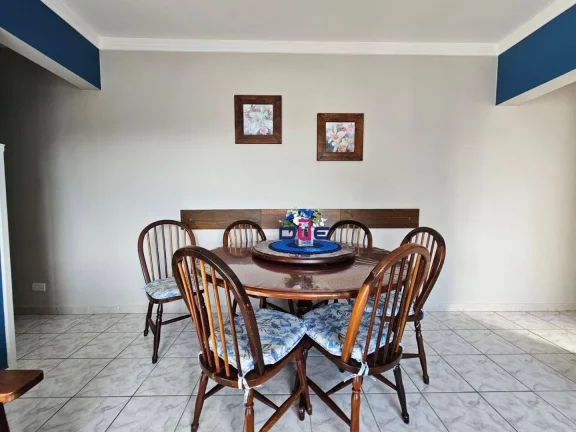 Imagem Apartamento 2 Quartos, 1 Vaga Demarcada - Gonzaga - Santos - SP
