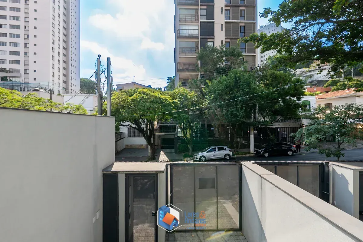 Imagem Casa para venda em Vila Madalena com 3 quartos, sendo 3 suítes, 278m²