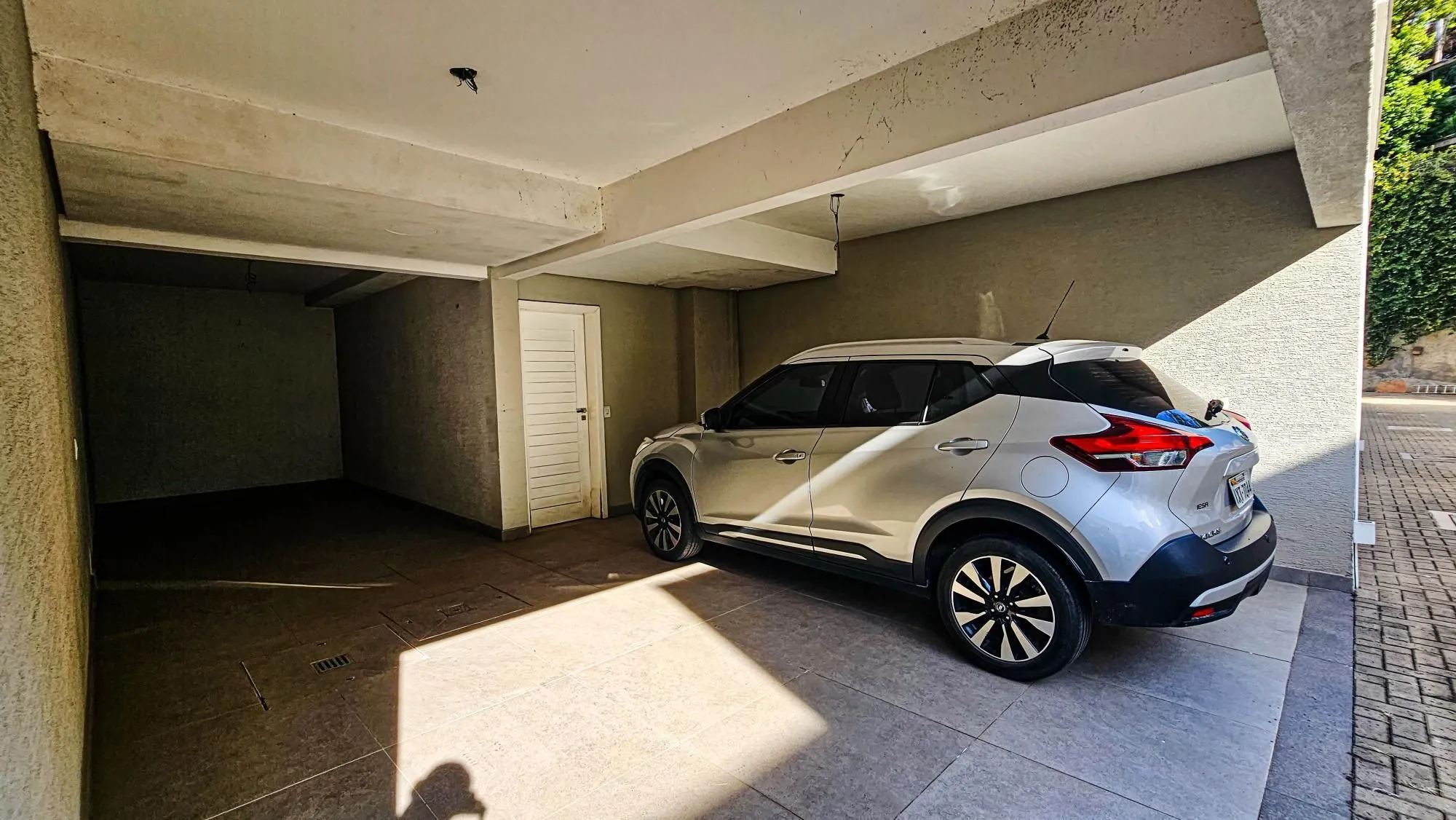 Imagem Casa 3 andares de 250,88m², com elevador novo