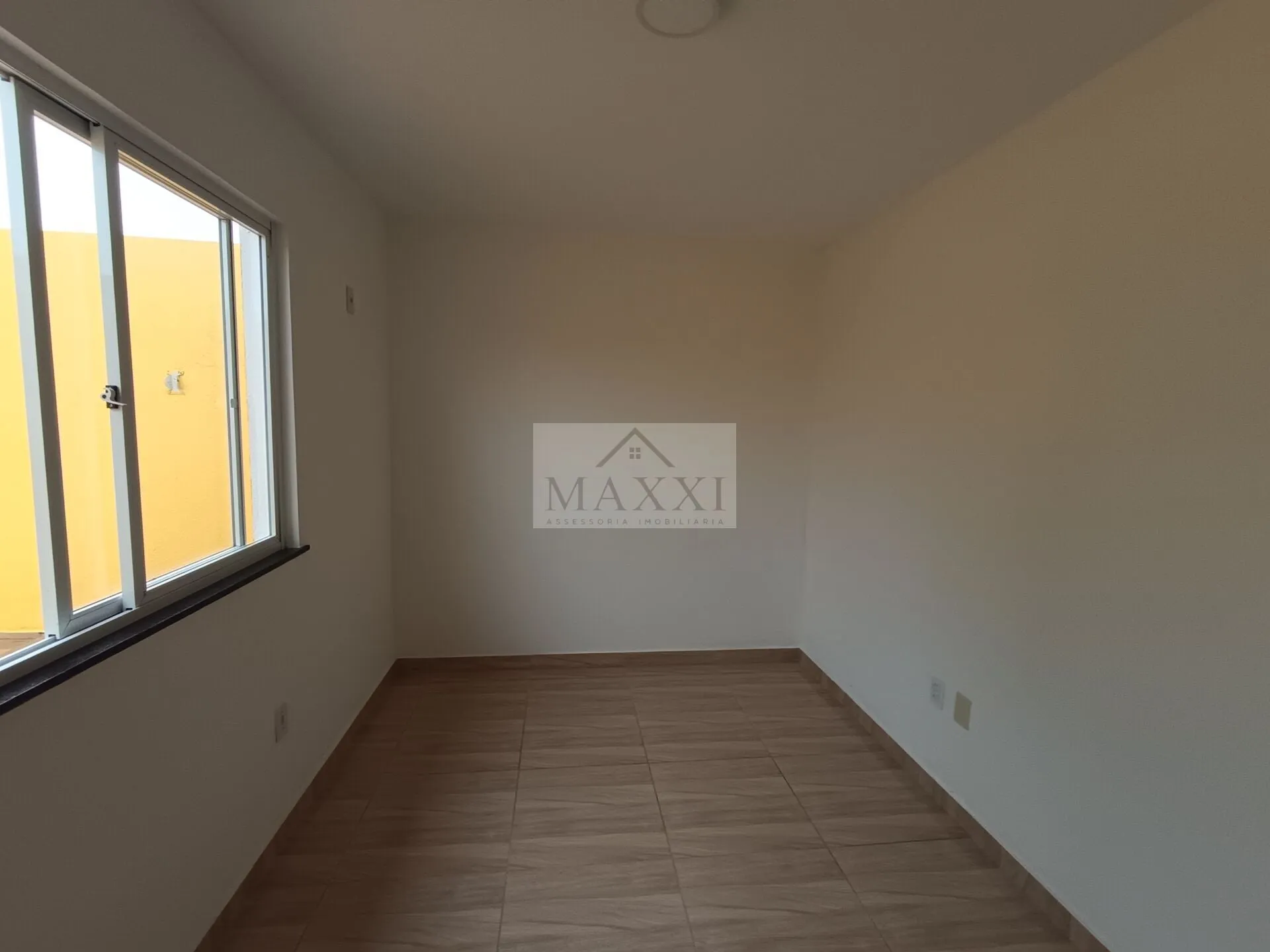 Imagem Casa Totalmente Reformada de 2 Quartos com Suíte e Quintal em Pedra de Guaratiba