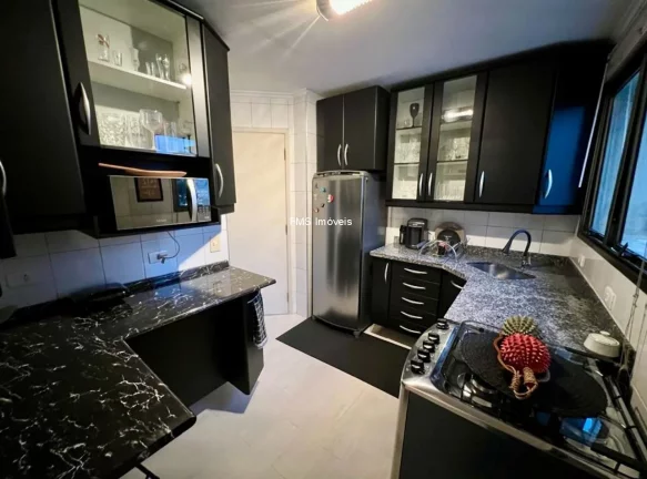 Imagem Apartamento de alto padrão com 3 quartos e 3 vagas na Vila Andrade, São Paulo-SP!