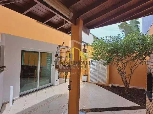 Imagem Sobrado 250 m² 3 suítes 5 vagas Parque dos Pássaros SBC