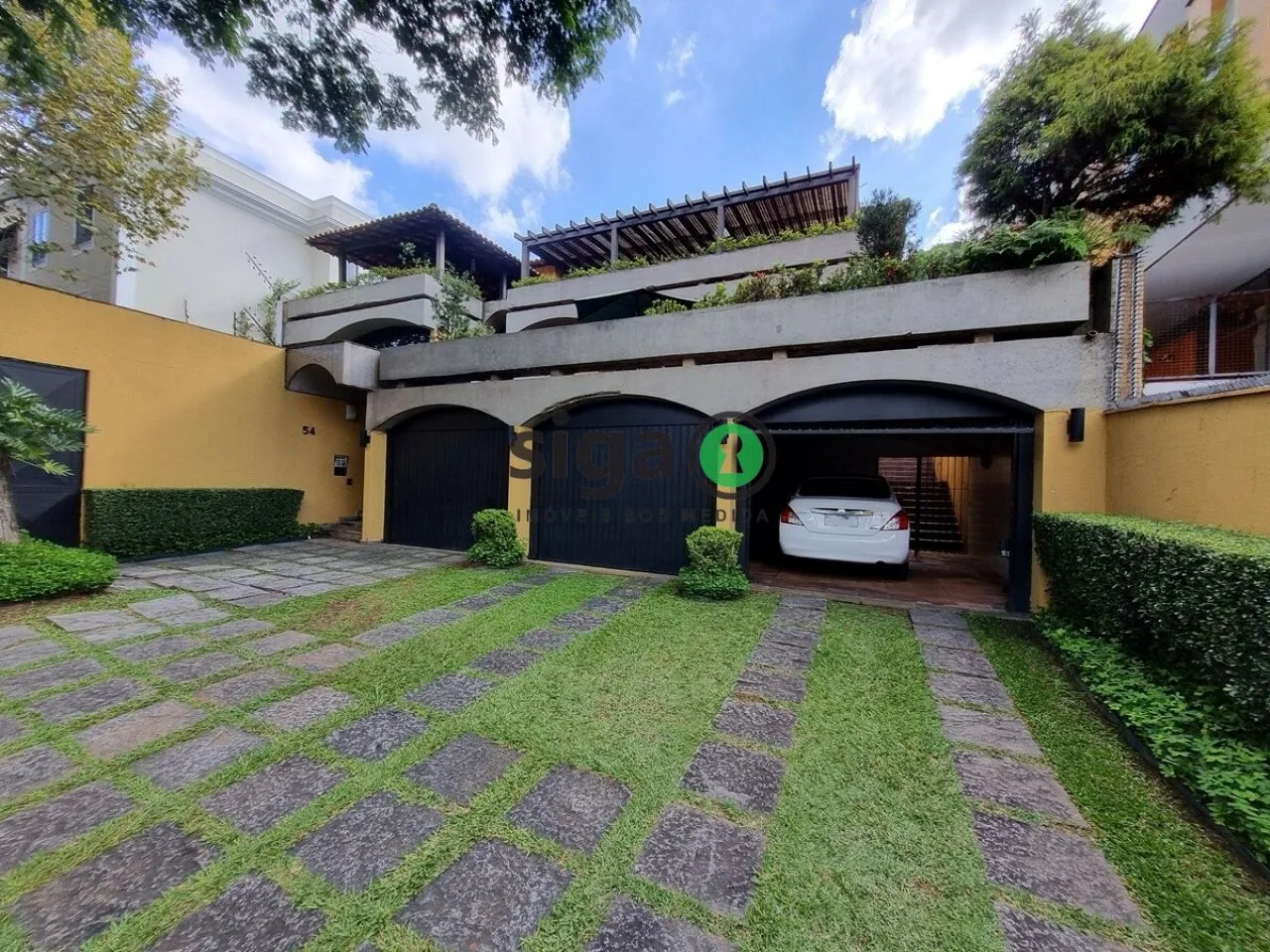 Imagem Casa a Venda na Cidade Jardim com 4 quartos