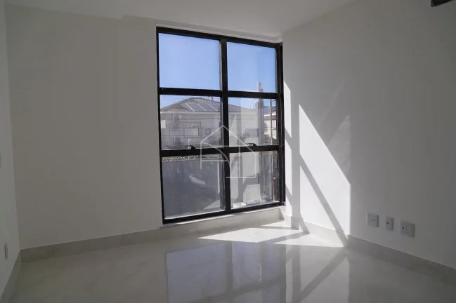 Imagem Oportunidade Única! Casa de 3 suítes sendo uma Master com closet e Acabamento Diferenciado em Colina de Laranjeiras