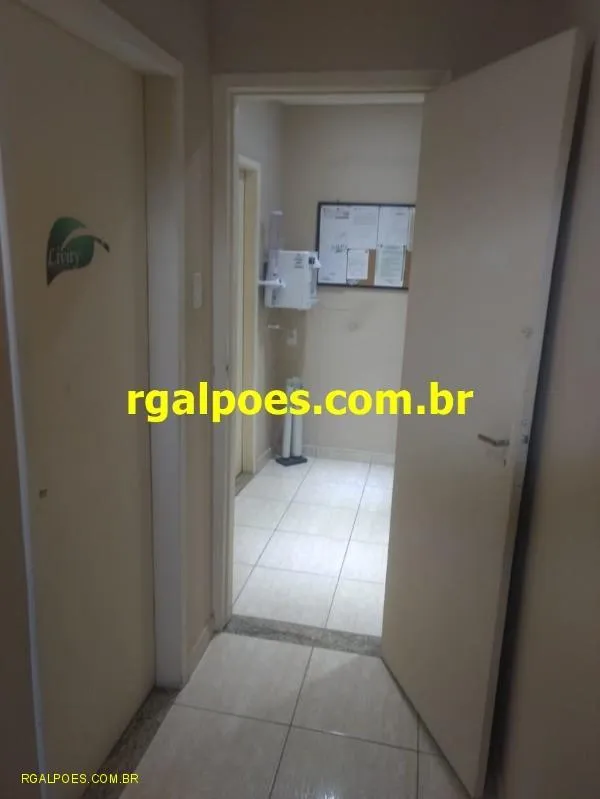 Imagem Salão Comercial para Venda em SÃO JOÃO DE MERITI, Vila São João, 3 banheiros, 2 vagas