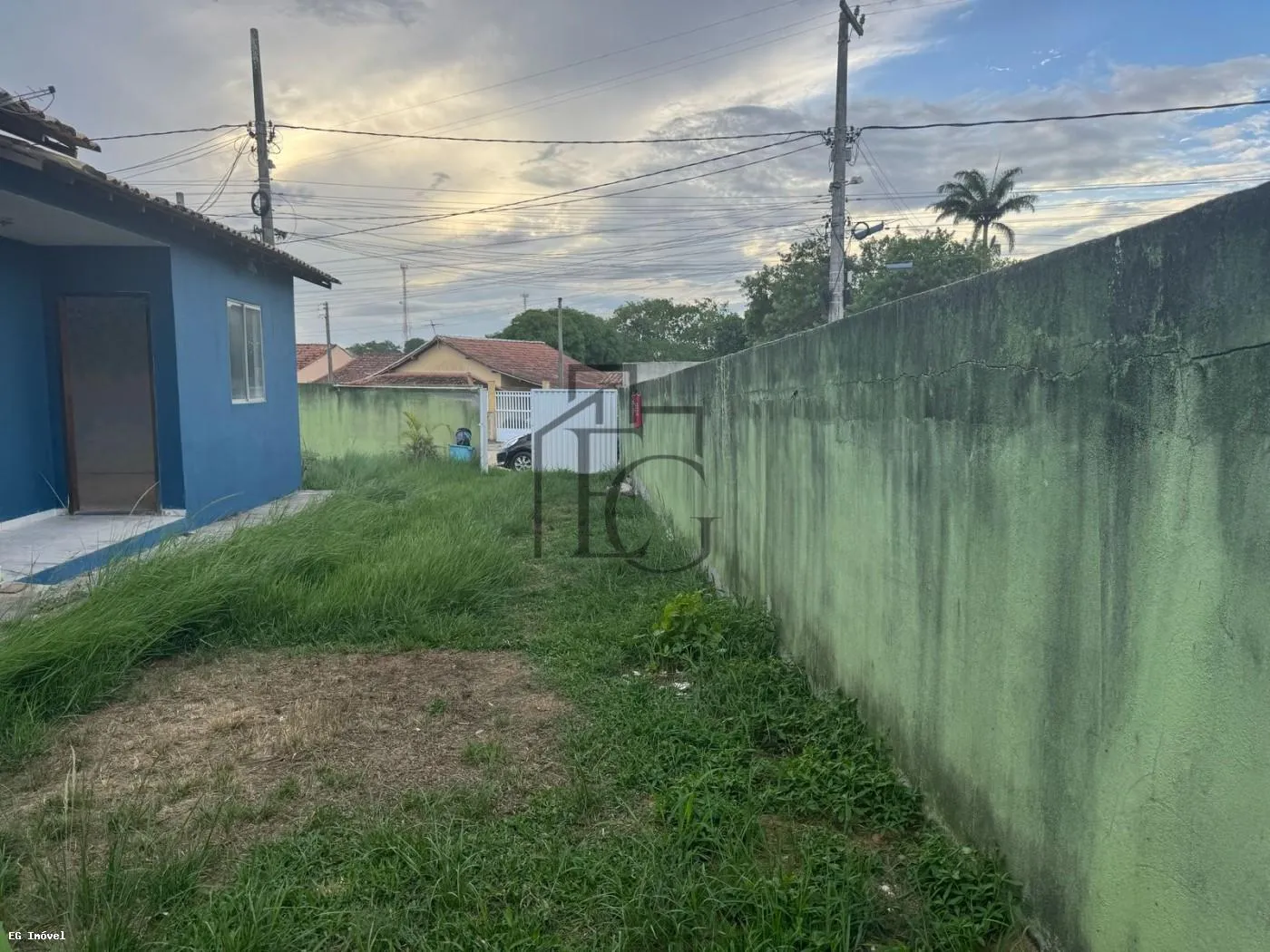 Imagem Casa para Venda em Araruama, Centro (Iguabinha), 2 dormitórios, 1 banheiro, 1 vaga