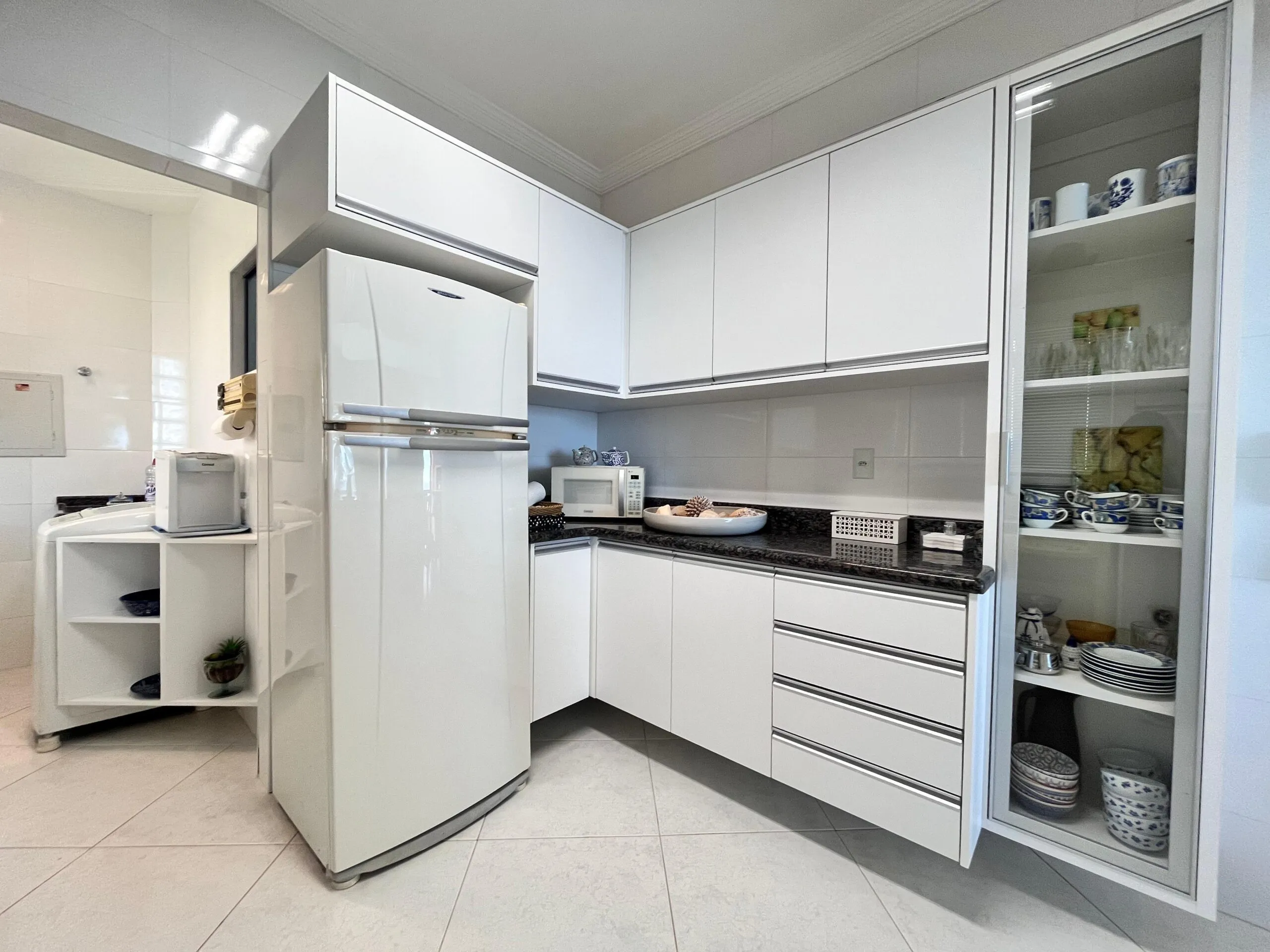 Imagem Apartamento com vista para o mar à venda com 170m2 por R$ 4.000.000,00
