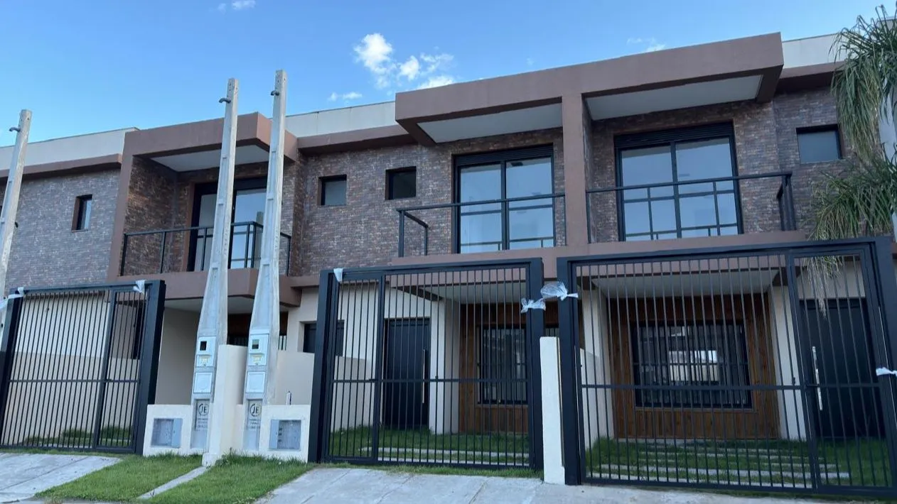 Foto do imóvel Duplex à venda em Torres, Morada Das Palmeiras, com 2 quartos, 84m2